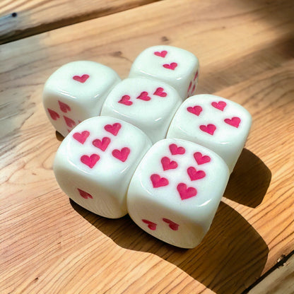 Single D6 16mm w/Heart pips Opaque White/pink