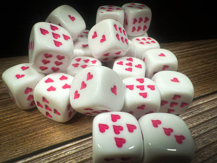 Single D6 16mm w/Heart pips Opaque White/pink