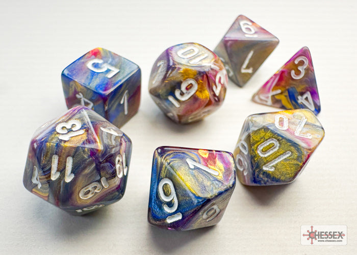 Festive Mini-hedral Carousel/white 7-Die Set