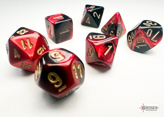 CHX20633: Gemini Black-Red/gold Mini-Polyhedral 7-Die Set