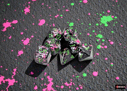 [PREORDER 25 FEB] Brush Paintball/green Polyhedral 7-Dice Set