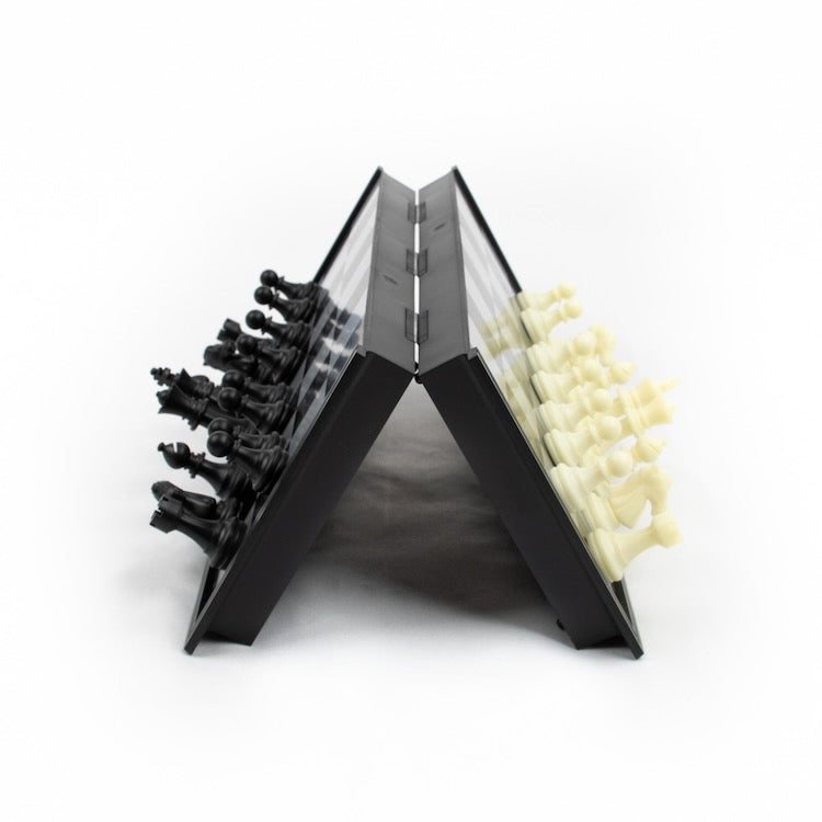 Classic Plastic Magnetic Travel Chess Set 20cm Foldable Board