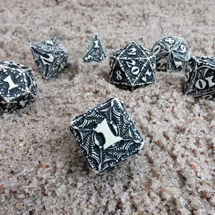 Dracopolis Dice Set - The Scandinavian Blackfang