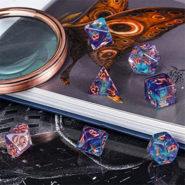 Nebula's Kiss Polyhedral Dice Set