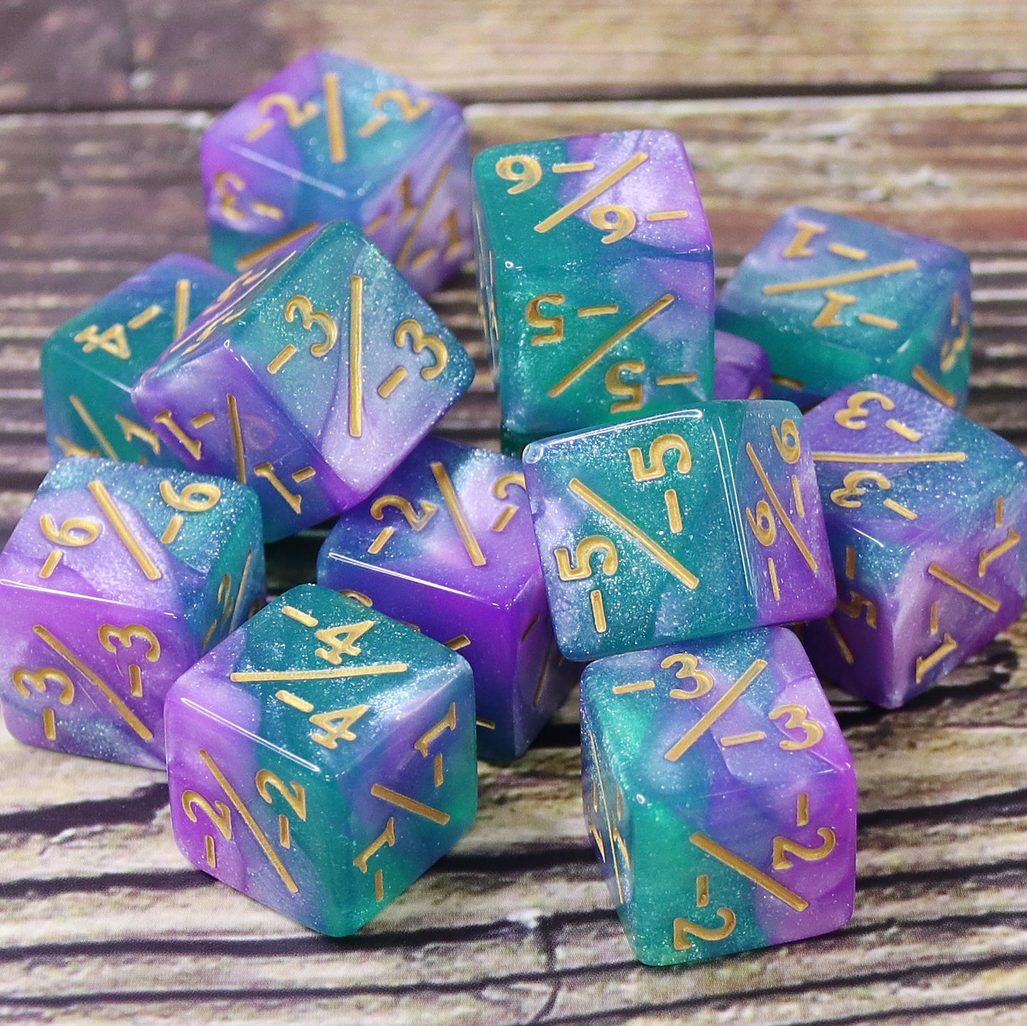 Light Blue Purple Glitter MTG Negative Counter Dice (Single)