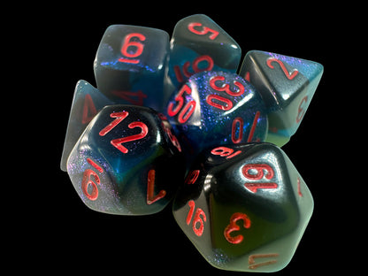 CHX20658: Gemini Black-Starlight/red Mini-Polyhedral 7-Die Set